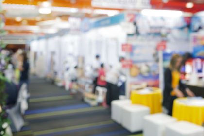 El fino equilibrio entre confort y resistencia en telas para stands exteriores 4 telas para stands