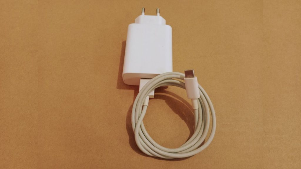 complementos electrónicos